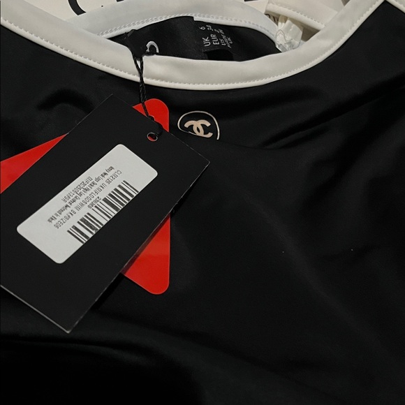 nwt Black and White Bodysuit - Picture 2 of 4